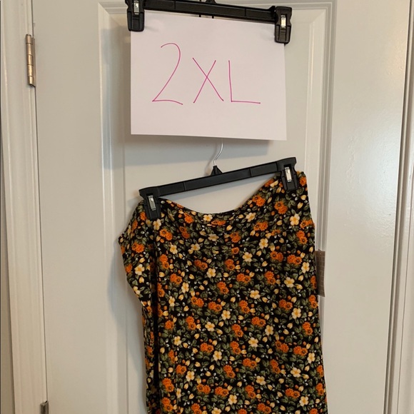 LuLaRoe Cassie Skirts - Picture 5 of 8